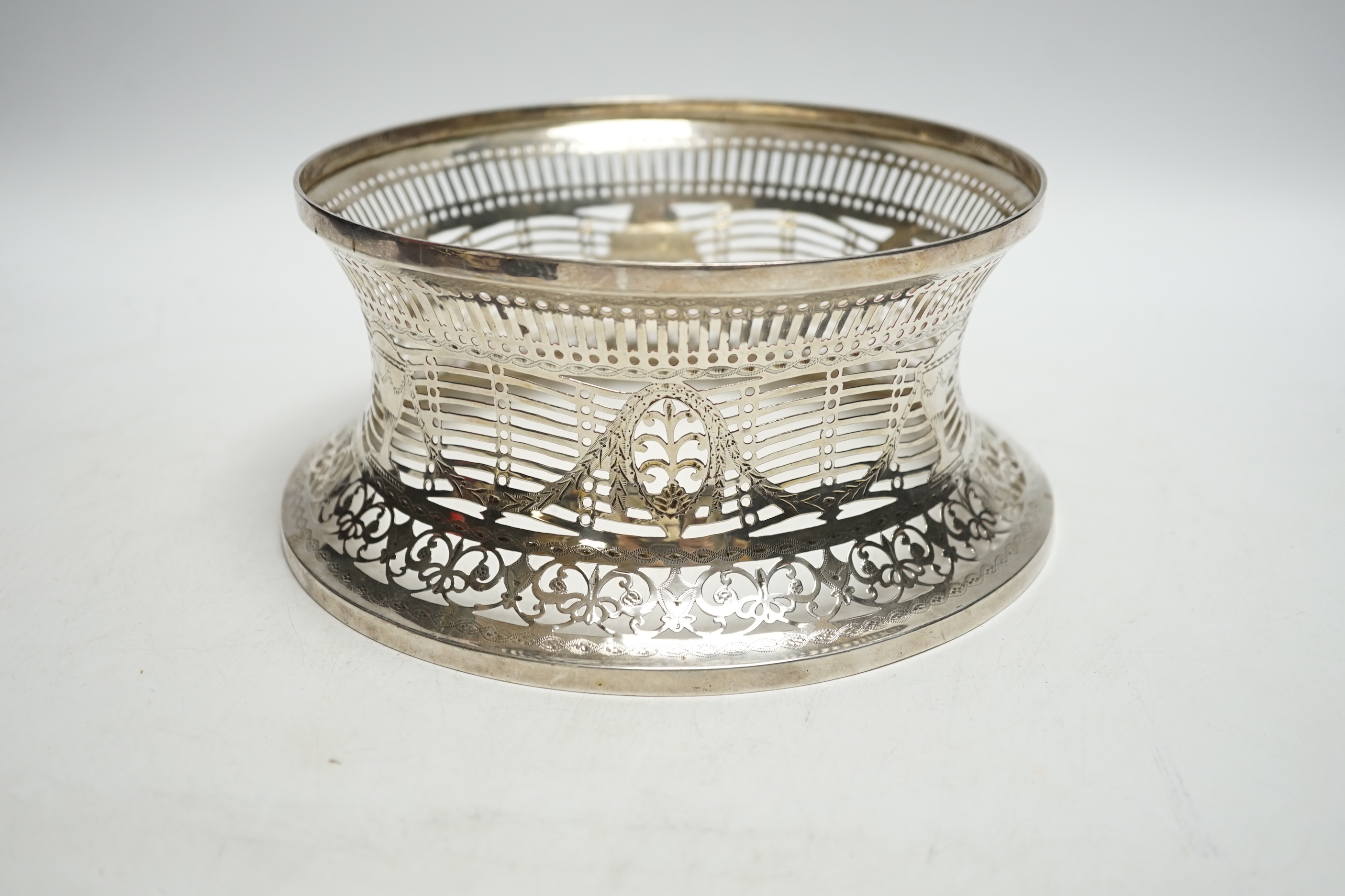 A George V Irish pierced silver dish ring, West & Son, Dublin, 1910, top diameter 18.3cm, 9.2oz.